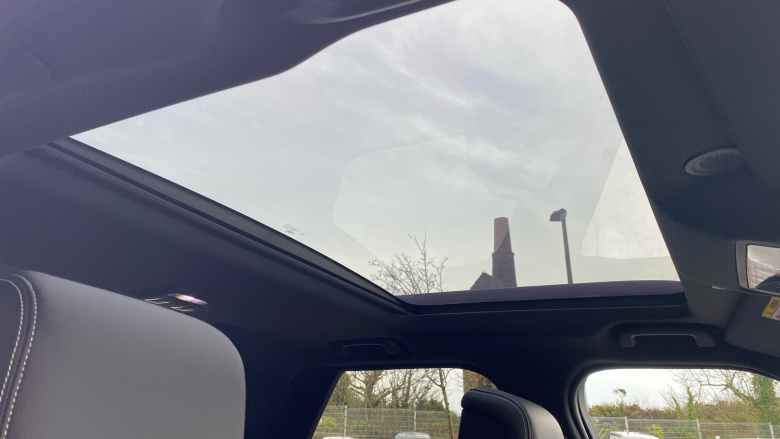 Land Rover Discovery 3.0 D350 Dynamic SE 5dr Auto Diesel Station Wagon